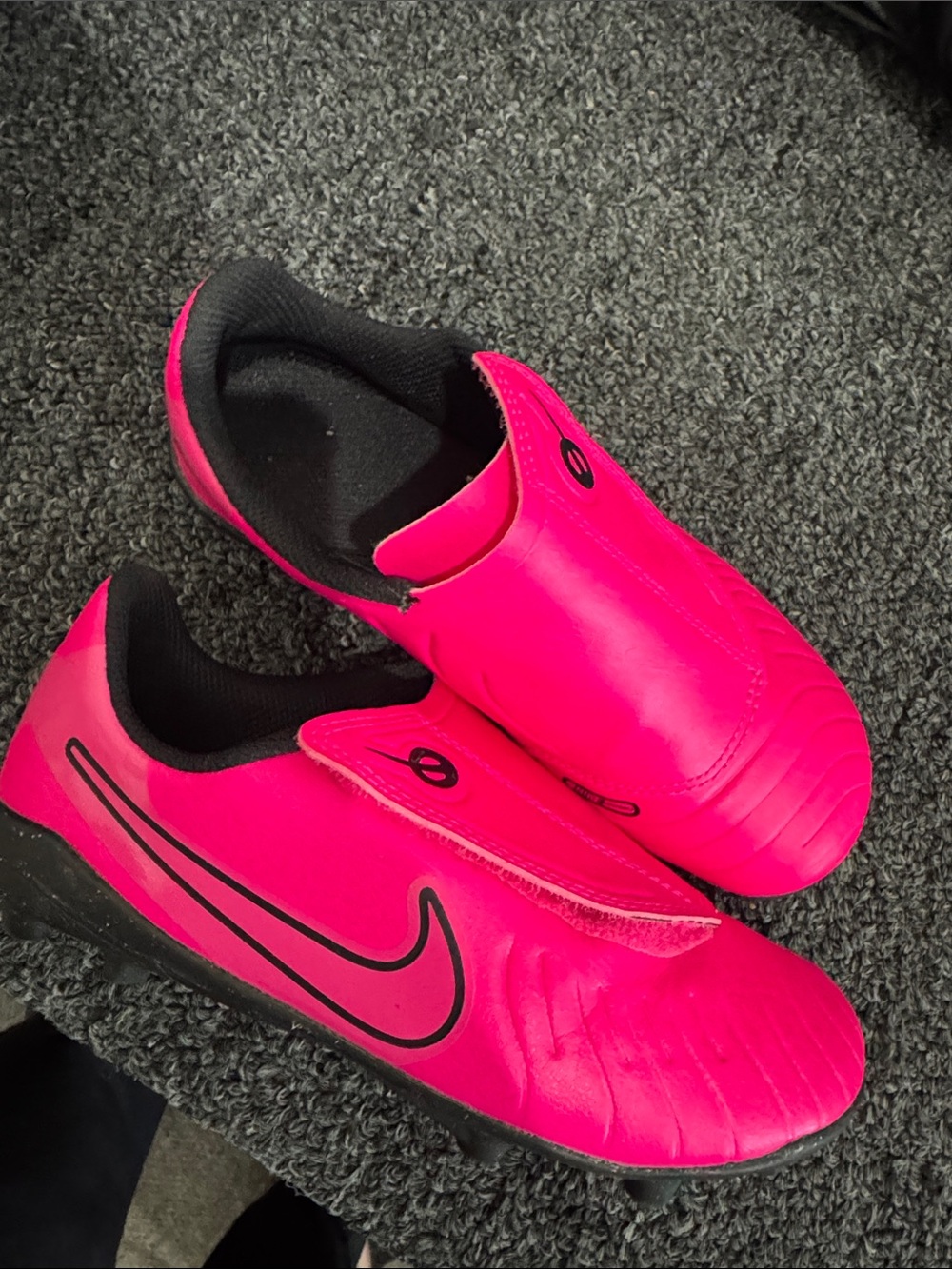 Nike Kids Soccer Slip-On Sneakers in Bright Pink and Black